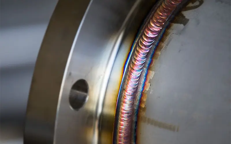 Eddy Current ile  Östenitik Alaşım Kaynaklarında Çatlak Muayenesi